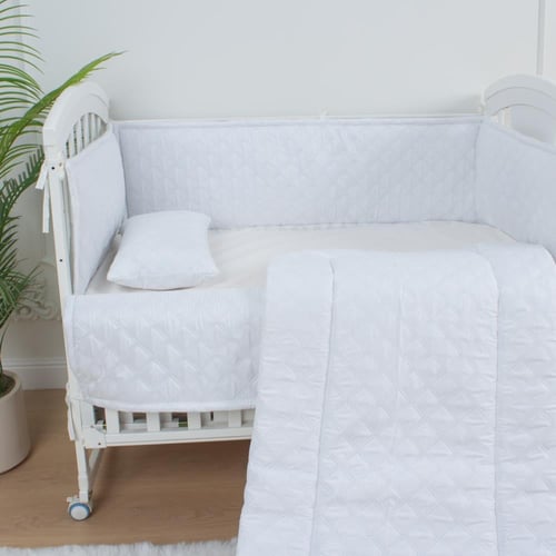 مفرش وحواجز لسرير الطفل 7 قطع