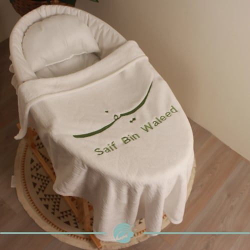 بطانية ناعمة مطرزة
