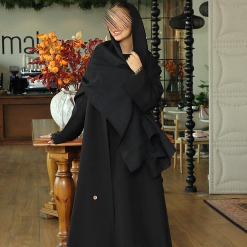 PL49 عباية حرير مغسول أسود مع قماش مشجر