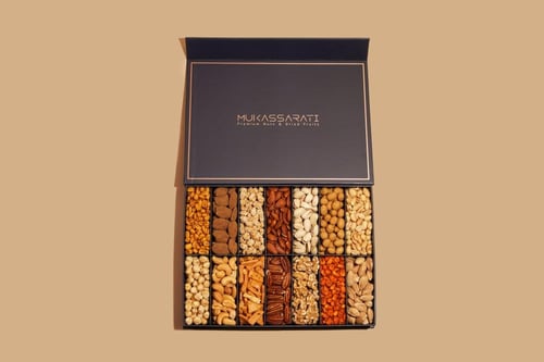 بوكس المكسرات الفاخر - أطلب الان قبل العيد