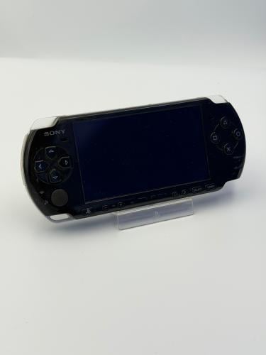 PSP 3000 — Piano Black (مع الشاحن)