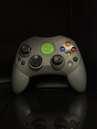 يد تحكم Original Xbox أصلية — Gray Japan Exclusive ⭐ (نسخة نادرة)