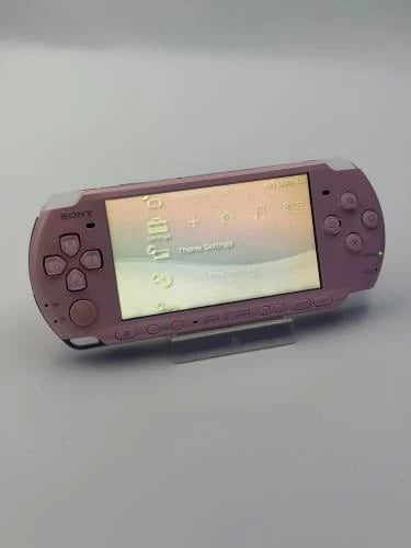 PSP 3000 Blossom Pink — (مع الشاحن) (نسخة نادرة)