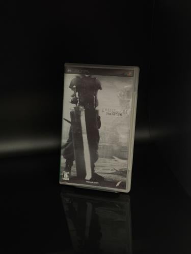 Crisis Core: Final Fantasy VII (كامل مع الكرتون) نسخة يابانية