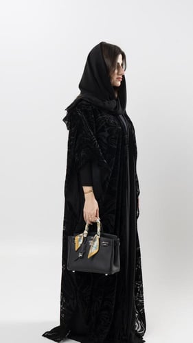 w2 | عباية أرلين