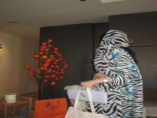 عباية نص كلوش زيبرا 915