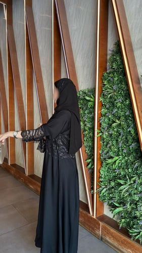 عباية بلاك بيري قصه A تل اسود علي الاكمام B11