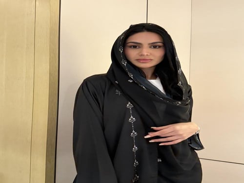 عباية كلوش اسود فخم 823