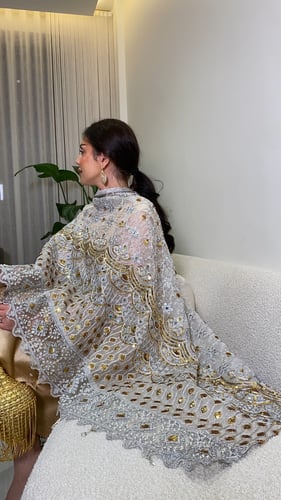 1204 - جلابية فضة - فضي وذهبي