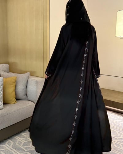عباية كلوش اسود فخم 823