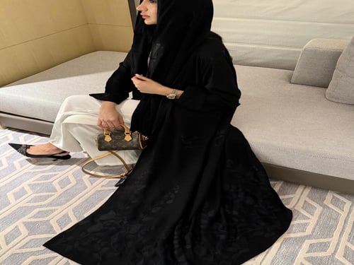 عباية كلوش أسود 802