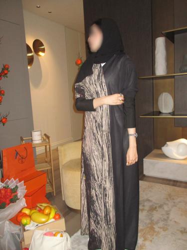 عباية نص كلوش أكمام سترش 924