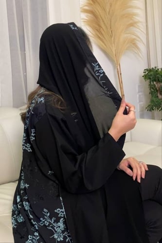 0610 - عباية عنقاء