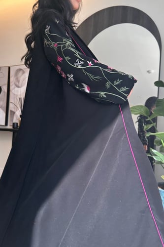 0401 - عباية فلاوري - قماش ملكي كلوش