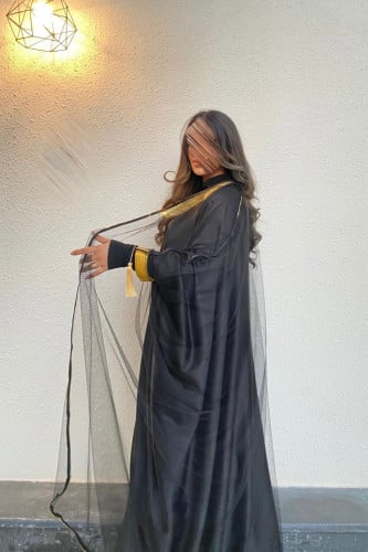 مجموعة يوم التأسيس - بشت وطرحة تل