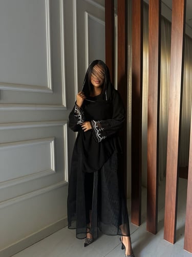 عباية ملكة - 0900