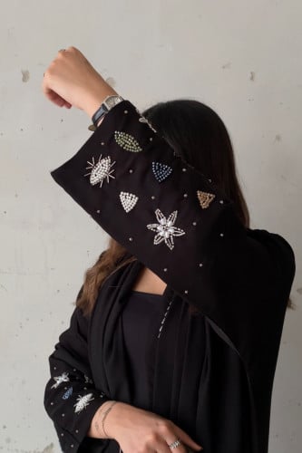 0713 - عباية اسود