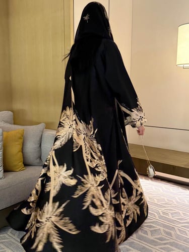 عباية كلوش ستان مطفي 824