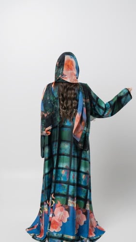 919 | عباية سرى