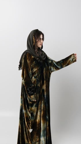 W28| عباية لين