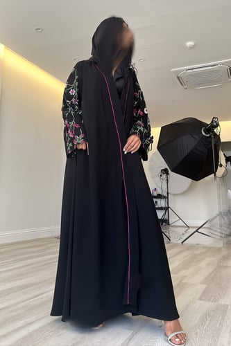 0401 - عباية فلاوري - قماش ملكي كلوش