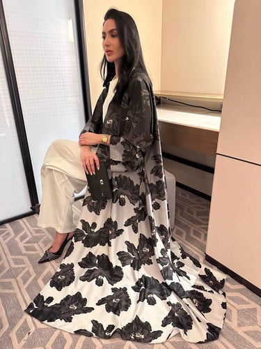 عباية سيمبلي سارة