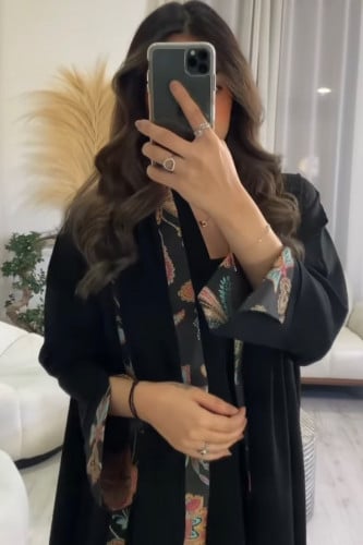 0511 - عباية نقش