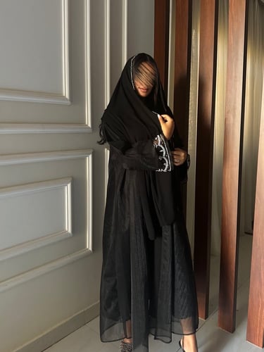 عباية ملكة - 0900