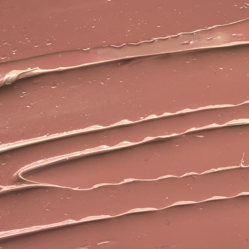 أحمر الشفاه السائل