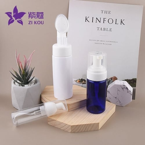 قارورة صابون فارغة برأس فرشاة