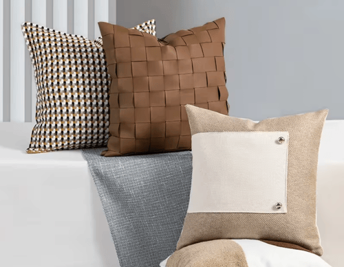 غطاء وسادة هندسي بيج و ابيض