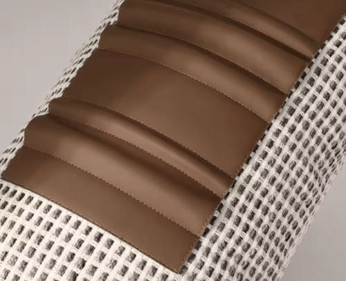 كوشنز بتطعيم جلد بني