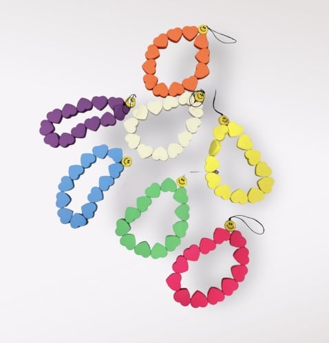 تعليقة جوال قلوب