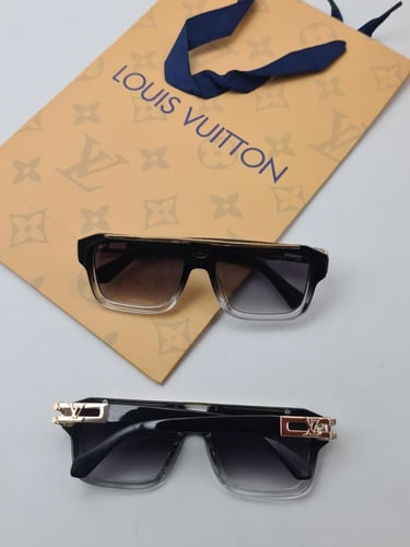 نظارات لويس