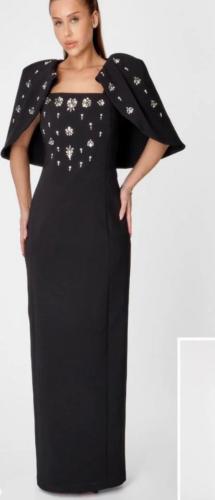 فستان مزين بالرفلز