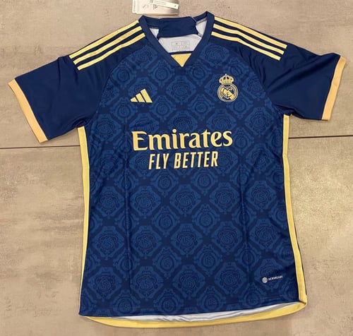 تيشيرت ريال مدريد الاحتياطي 2023
