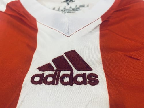 تيشيرت نادي الوحدة الأساسي 2018