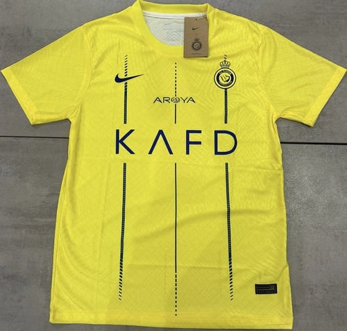 تيشيرت النصر الأساسي 2023 (فئة اللاعبين)