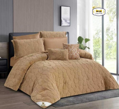 مفرش شتوي نفرين محفر فروه الأرنب 8 قـطـع