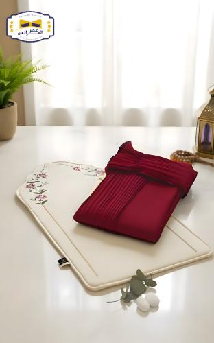 طقم سجادة اسفنج مع شرشرف مكسر