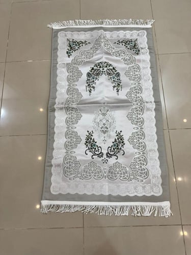 سجاد صلاه حرير مطرز