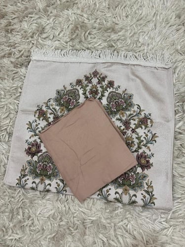 طقم سجاده مع شرشف ٢ قطعه