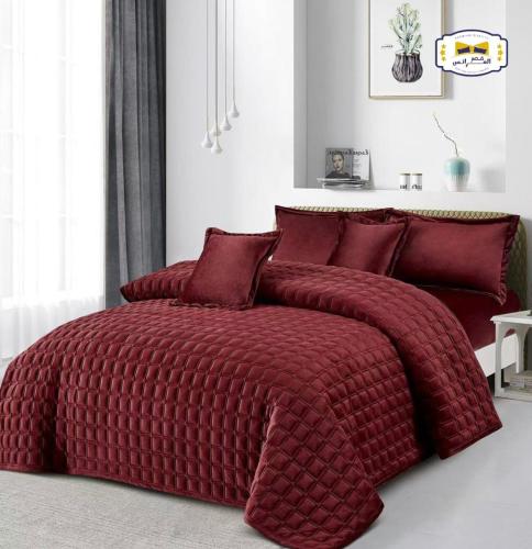 مفرش شتوي مضغوط مخمل سادة نفرين 6 قطع