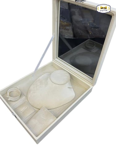 علبه طقم ذهب و مجوهرات تصميم مميز فاخر