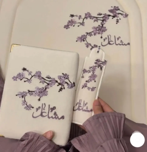 طقم رقة الكرز