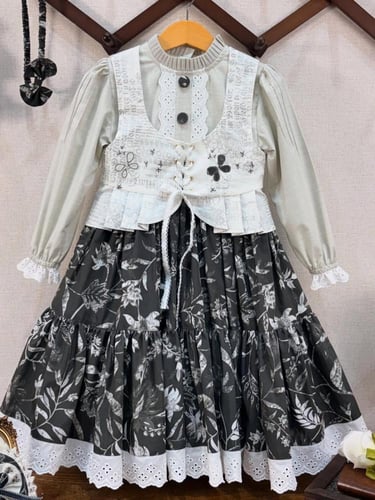 فستان و وفيست جميل