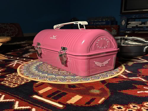 صندوق شاهين الون الوردي+ بطانه