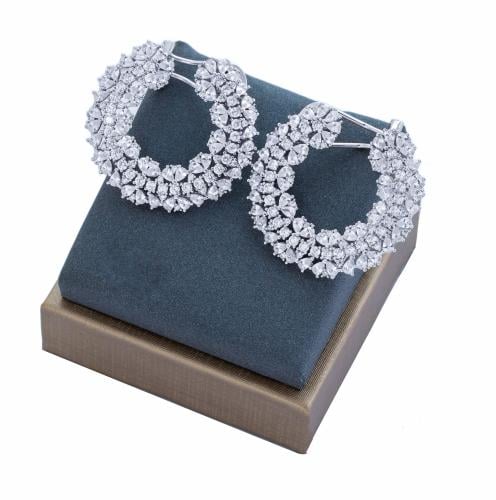 حلق زركون فضي من ماركة فايلت