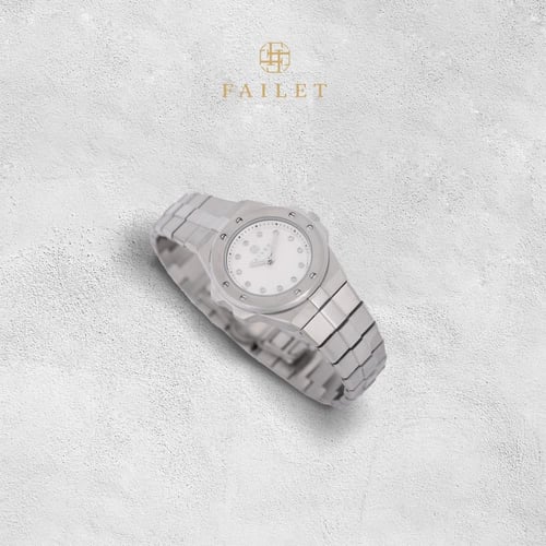 ساعة نسائية ألماس فضي مينا أبيض ماركة فايلت