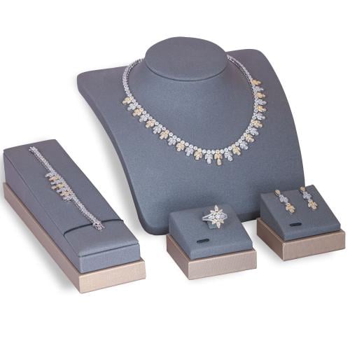 طقم زركون مكس من ماركة فايلت